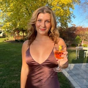 Meet your Posher, Alexandra